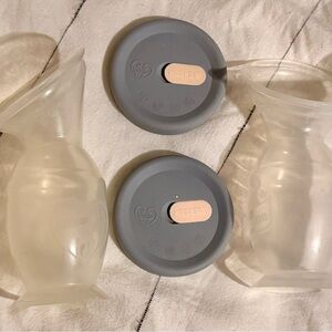 Haakaa Silicone Breast Pump Set with Gray Lids
